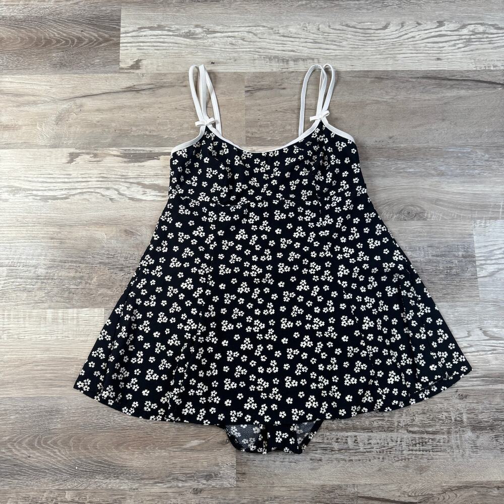 Vintage Reactiv Swim Black White Daisy Swimdress One Piece Swimsuit Size 12 90s
